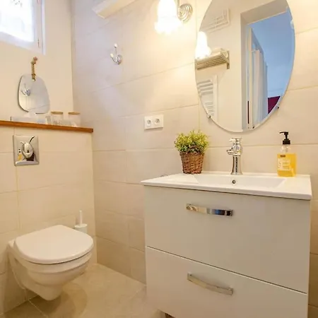 Vakantiehuis La Maison D'othe Estissac